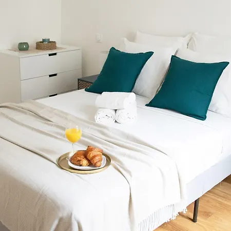 Central Paris - Montorgueil Flat * Париж